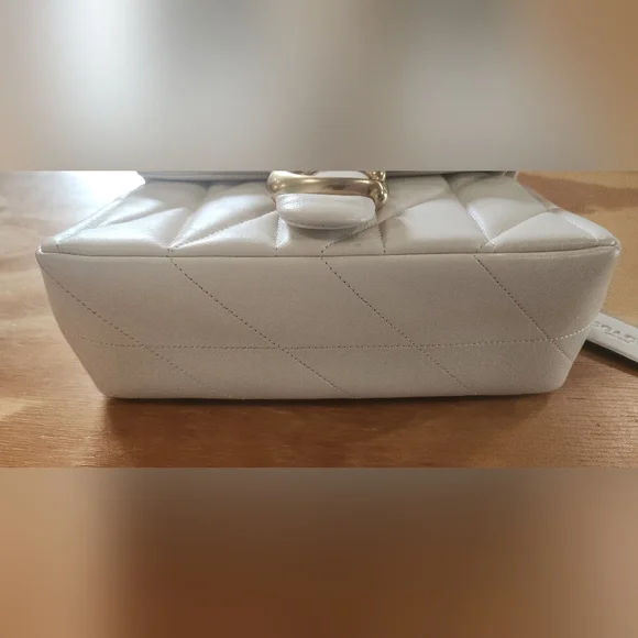 Coach Quilted Tabby 20 In Chalk - Picture 4 of 16